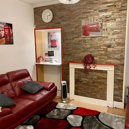 Surescape House Vila Liverpool Exterior foto